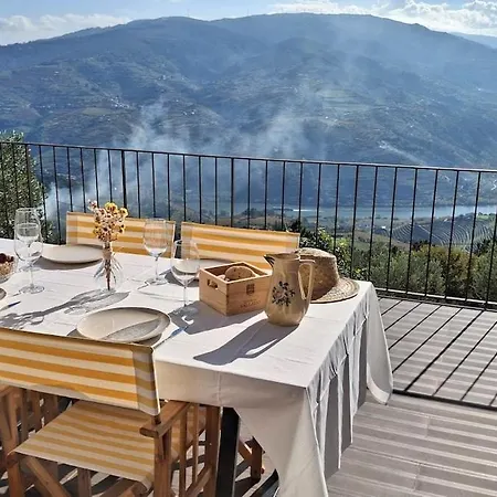 Retiro Vale Do Douro Ferienhaus *