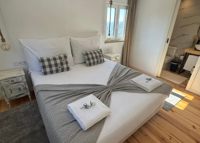 Retiro Vale Do Douro Casa de Férias